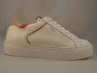 A8925 White